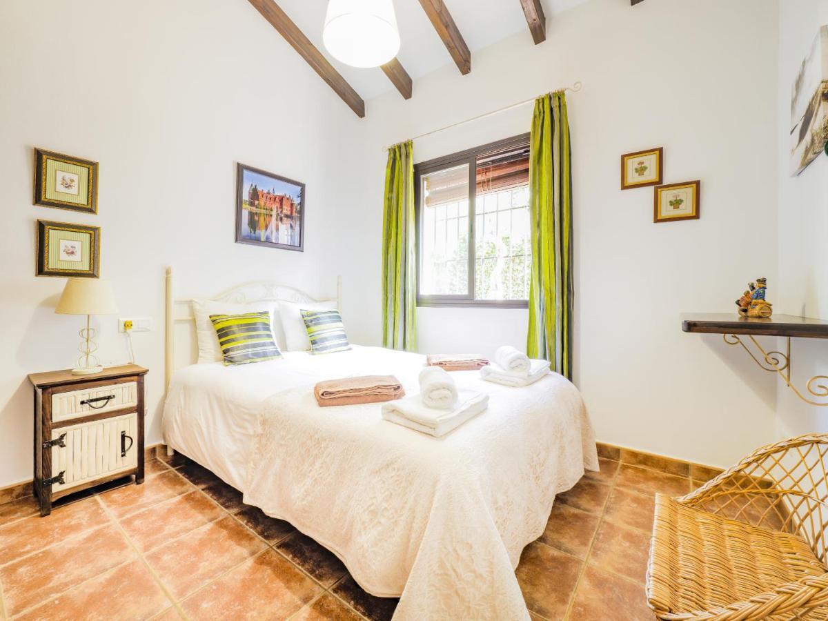 Cubo'S Villa Ruiz Alhaurin el Grande Exterior photo