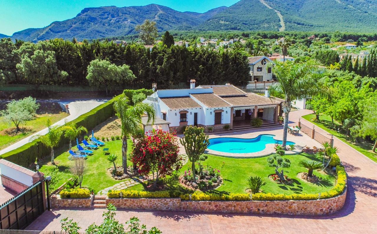 Cubo'S Villa Ruiz Alhaurin el Grande Exterior photo